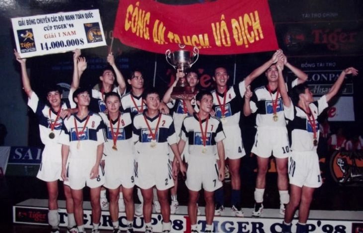 cong-an-tphcm-17294853180401546298103 Bóng chuyền thành phố Hồ Chí Minh trở lại đỉnh cao - Ảnh 1.